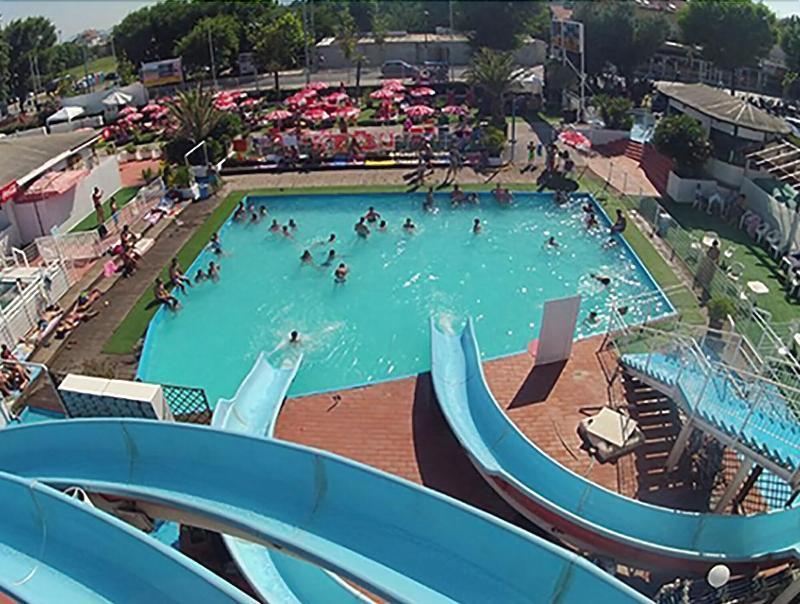 Hotel Villa Linda - Family Hotel - Nuova Costruzione Antisismica Риччоне Экстерьер фото