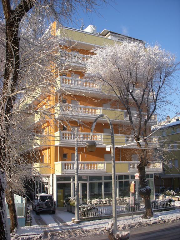 Hotel Villa Linda - Family Hotel - Nuova Costruzione Antisismica Риччоне Экстерьер фото